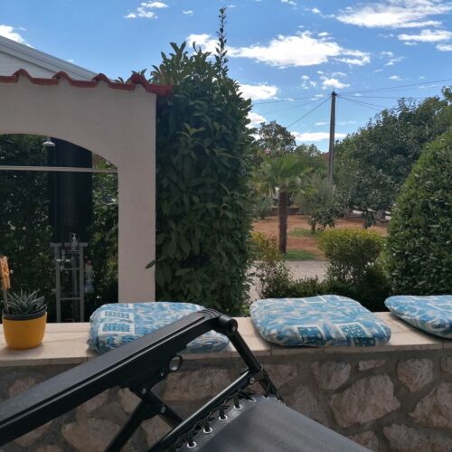 Apartament 5-osobowy z klimatyzacją z tarasem z 2 pomieszczeniami sypialnianymi A-5320-a