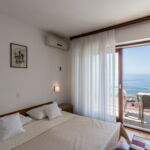 Apartament 3-osobowy z klimatyzacją z widokiem na morze z 1 pomieszczeniem sypialnianym AS-301-a