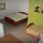 Apartament 3-osobowy z klimatyzacją z tarasem z 1 pomieszczeniem sypialnianym AS-12353-a