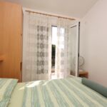 Apartmanok Parkolóhellyel Maslinica, Solta - 5184 Maslinica