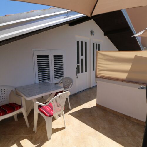 Apartament 2-osobowy z klimatyzacją z tarasem z 1 pomieszczeniem sypialnianym AS-11402-a