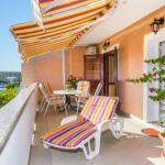 Apartman s klimatizací pro 4 os. se 2 ložnicemi s výhledem na moře A-4083-a