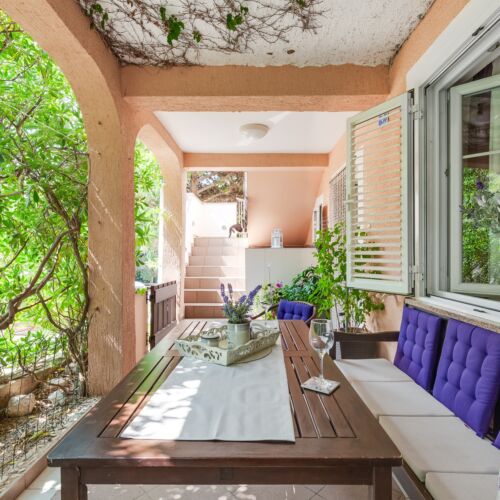 Klimatiziran Sa terasom apartman za 4 osoba(e) sa 2 spavaće(om) sobe(om) A-4083-c