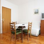 1-Zimmer-Apartment für 3 Personen mit Klimaanlage und Terasse AS-10111-a