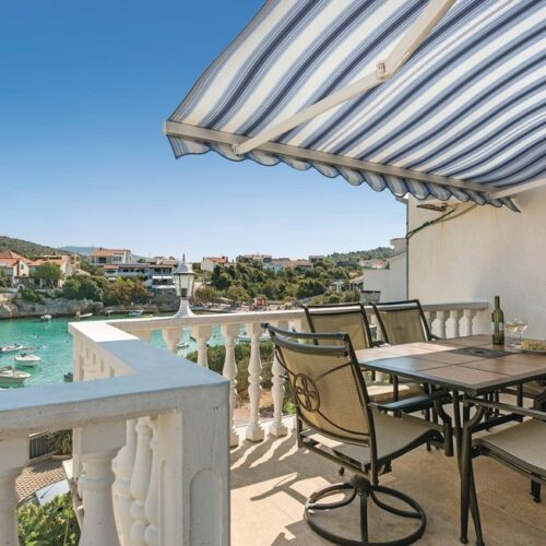 Sea View 2-Room Air Conditioned Apartment for 6 Persons A-4269-b
