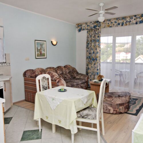 Apartament 4-osobowy z klimatyzacją z widokiem na morze z 1 pomieszczeniem sypialnianym A-2022-b