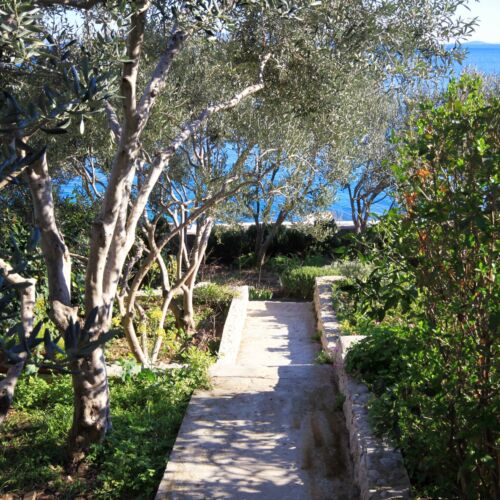 Sea View 2-Room Air Conditioned Apartment for 6 Persons A-1051-b