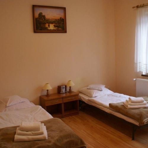 Fürdőszobás Standard kétágyas szoba