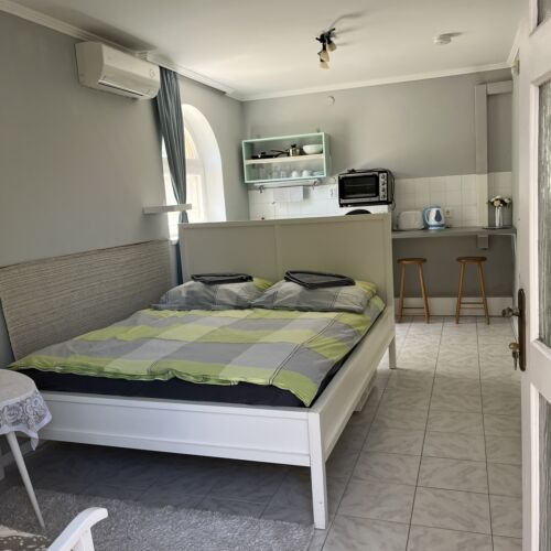 Apartament romantică la parter cu 1 camera pentru 2 pers.