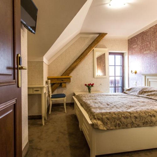 Pokój 2-osobowy na poddaszu Standard