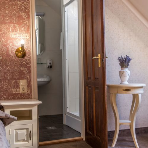 Pokój 4-osobowy na poddaszu Komfort