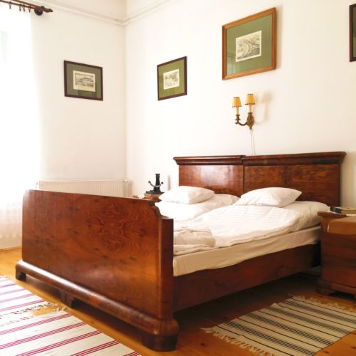 Camera dubla classic la parter (se poate solicita pat suplimentar)