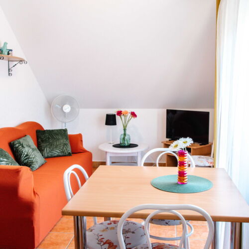 Standard Plus 2-Zimmer-Apartment für 4 Personen mit Balkon