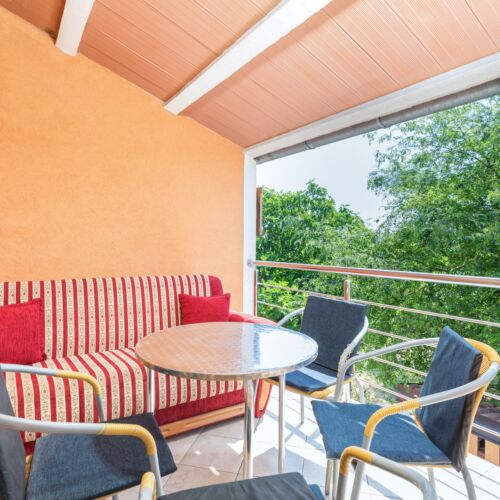 Apartament cu aer condiționat cu terasă cu 1 camera pentru 5 pers. A-13742-d