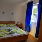 Tengerre néző légkondicionált 5 fős apartman 2 hálótérrel A-13241-c
