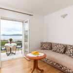Tengerre néző légkondicionált 4 fős apartman 1 hálótérrel A-12910-c