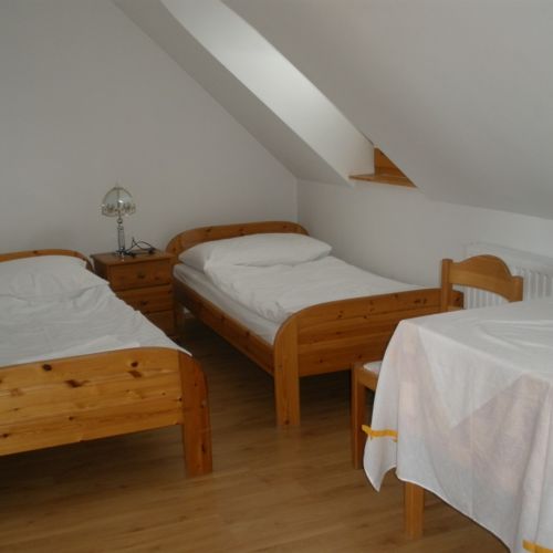 Pokój 4-osobowy na poddaszu Wielki