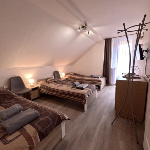 Balcony Triple Room with Shared Bathroom