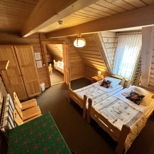 Pokój 4-osobowy na piętrze Studio