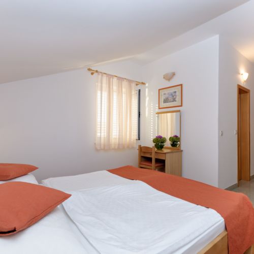 Mansarda Udobnost soba sa francuskim krevetom (za 2 osoba(e))