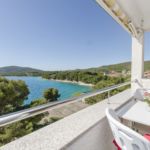 Tengerre néző légkondicionált 2 fős apartman 1 hálótérrel