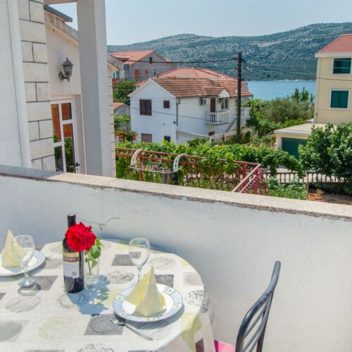 Apartament 4-osobowy z klimatyzacją z widokiem na morze z 2 pomieszczeniami sypialnianymi