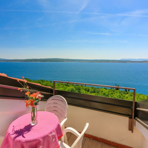 Pogled na more Mansarda apartman za 3 osoba(e) sa 1 spavaće(om) sobe(om)