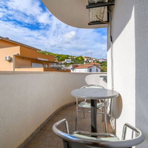 2-Zimmer-Apartment für 3 Personen Obergeschoss mit Klimaanlage