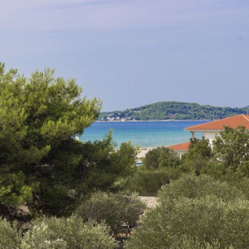 Apartament 4-osobowy z klimatyzacją z widokiem na morze z 2 pomieszczeniami sypialnianymi