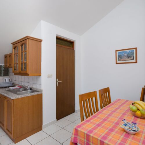 Apartament la mansardă cu aer condiționat cu 1 camera pentru 3 pers.