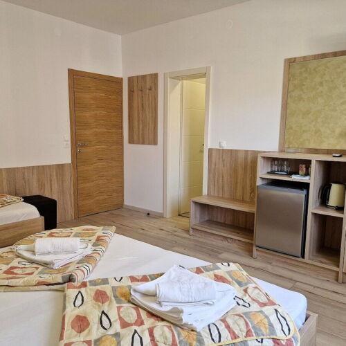 Pokoj s klimatizací pro 3 os. na poschodí