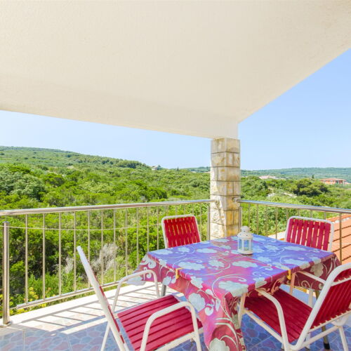 Apartament cu aer condiționat cu vedere spre mare cu 3 camere pentru 5 pers.