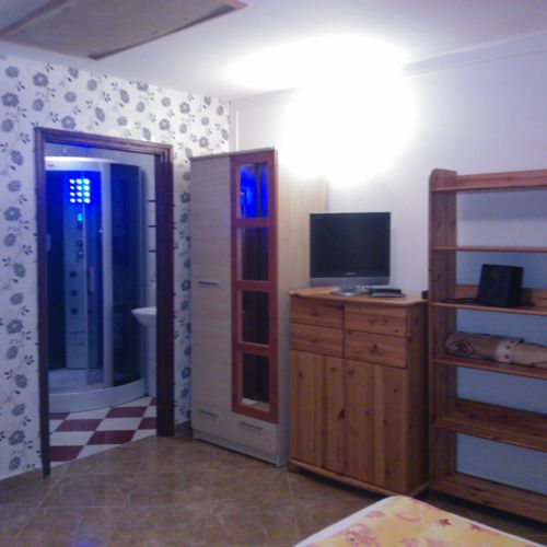Yard View 1-Room Apartment for 2 Persons ensuite