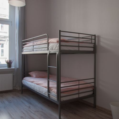 Pokój 4-osobowy Tourist ze wspólną łazienką