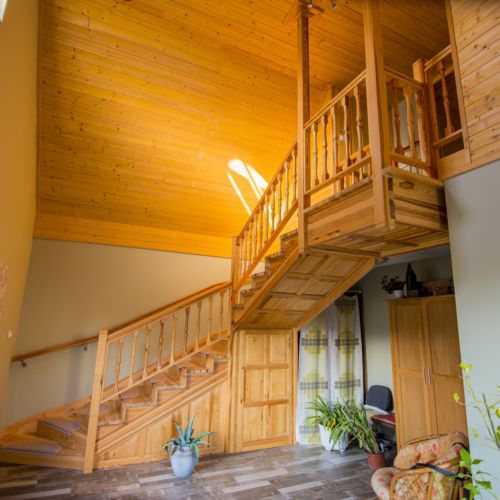 Apartman (jako celek) pro 4 os. s výhledem do dvora v podkroví