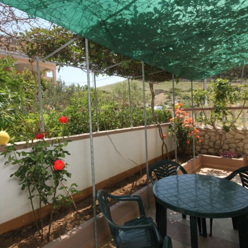 Apartament 3-osobowy z klimatyzacją z tarasem z 1 pomieszczeniem sypialnianym AS-6497-a