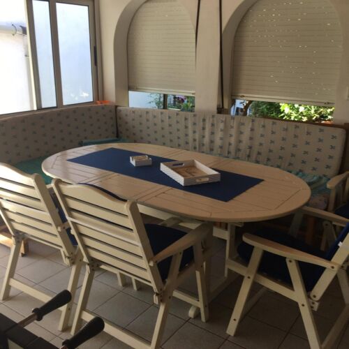 Apartament 8-osobowy z klimatyzacją z tarasem z 4 pomieszczeniami sypialnianymi A-9145-a