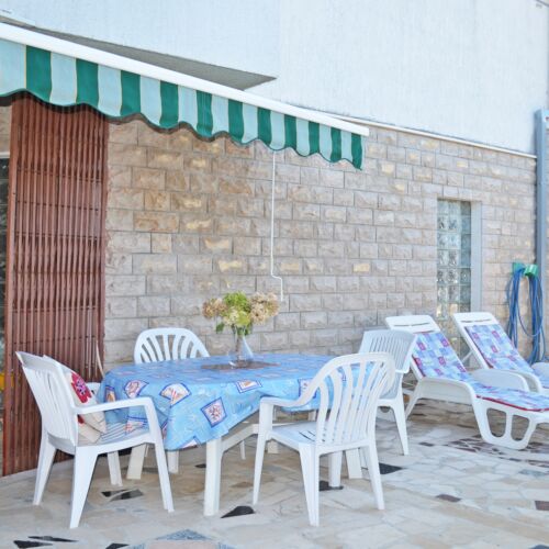 Apartament cu aer condiționat cu vedere spre mare cu 2 camere pentru 4 pers. A-6891-b