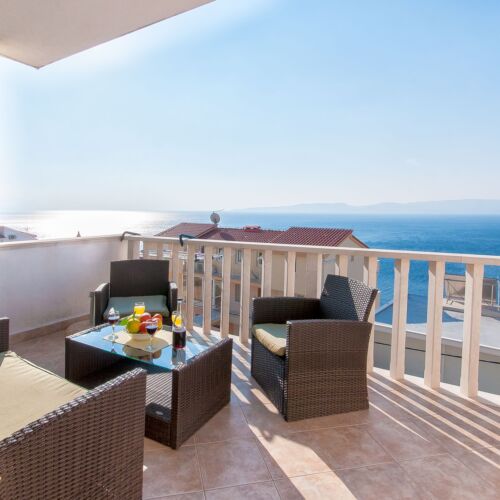 Apartament cu aer condiționat cu vedere spre mare cu 1 camera pentru 5 pers. A-2827-c