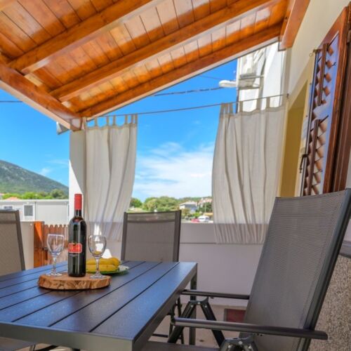 Apartament 4-osobowy z klimatyzacją z widokiem na morze z 2 pomieszczeniami sypialnianymi A-7963-a