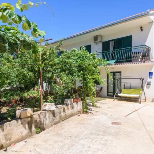 1-Room Air Conditioned Apartment for 4 Persons with Terrace AS-14258-a