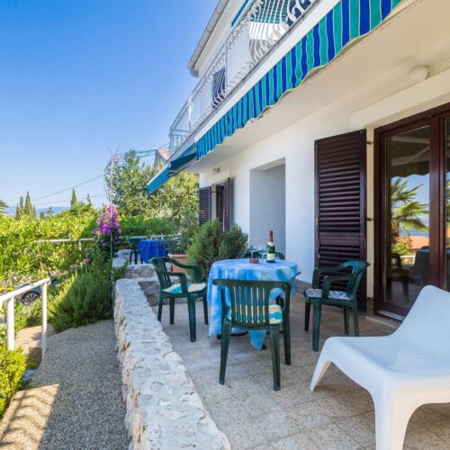 Apartament 4-osobowy z klimatyzacją z widokiem na morze z 1 pomieszczeniem sypialnianym AS-5325-a