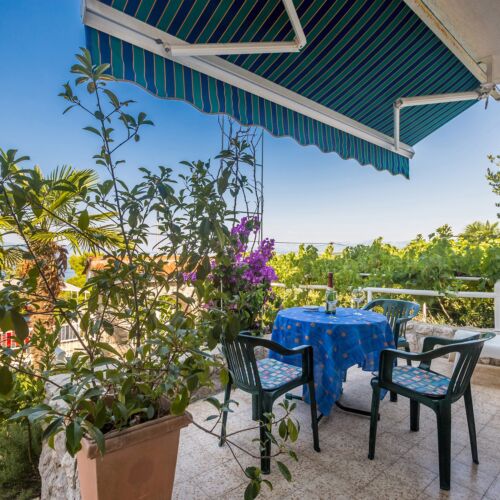 Apartament 4-osobowy z klimatyzacją z widokiem na morze z 1 pomieszczeniem sypialnianym AS-5325-b