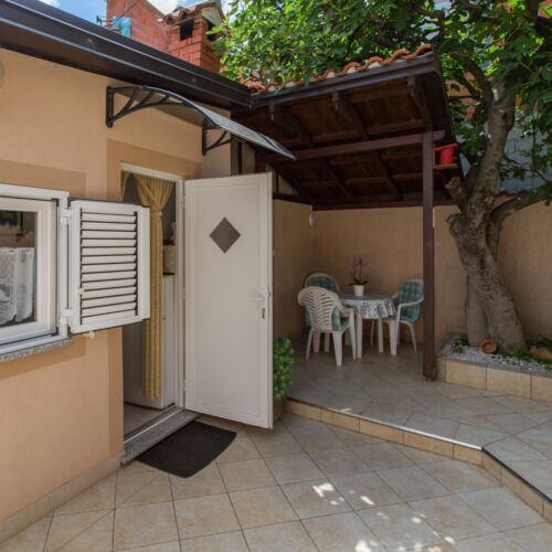 Apartament cu aer condiționat cu terasă cu 1 camera pentru 3 pers. A-6948-d