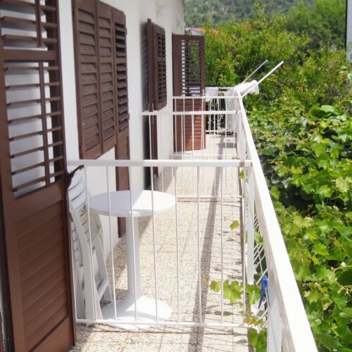 Pokój 3-osobowy z klimatyzacją z balkonem S-2662-a