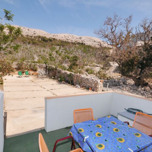 Apartament 4-osobowy z klimatyzacją z tarasem z 1 pomieszczeniem sypialnianym A-6421-c