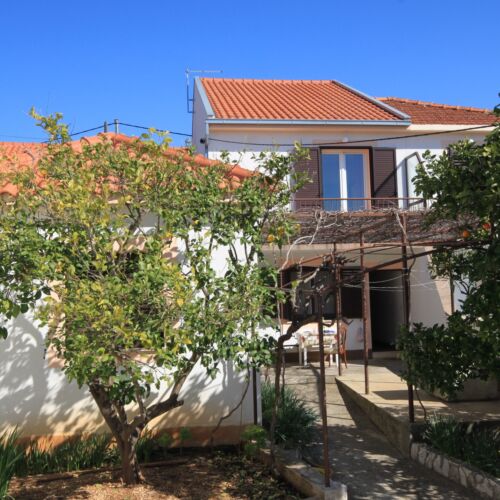 Apartament cu aer condiționat cu vedere spre mare cu 2 camere pentru 4 pers. A-8658-a