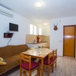 Sea View 2-Room Air Conditioned Apartment for 4 Persons A-6761-b
