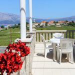 Apartament cu aer condiționat cu vedere spre mare cu 2 camere pentru 4 pers. A-4352-a