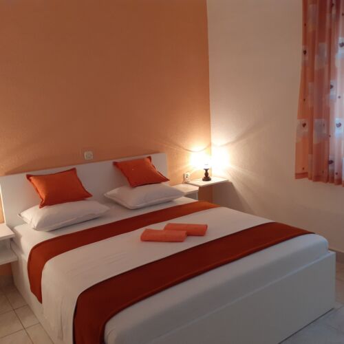 Apartament 4-osobowy z klimatyzacją z tarasem z 1 pomieszczeniem sypialnianym A-11332-c